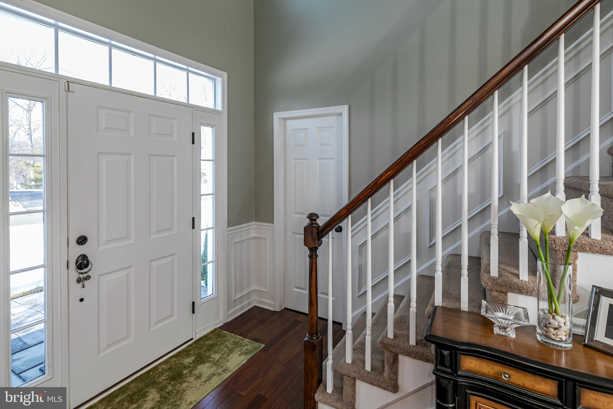 1 Interlachen Court Skillman, NJ 08558 - Photo 4 of 32