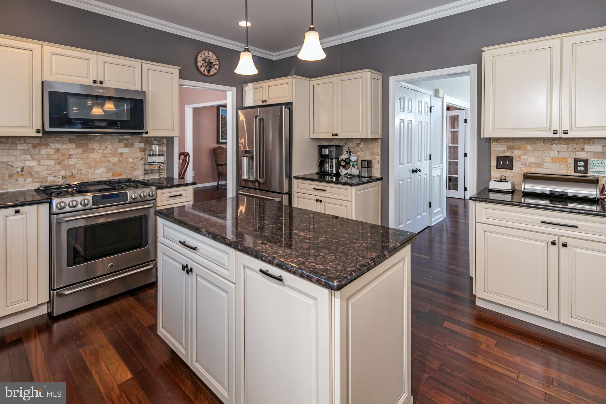 1 Interlachen Court Skillman, NJ 08558 - Photo 10 of 32