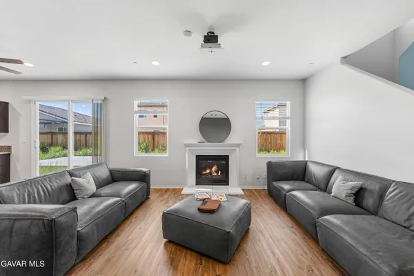 $463,000 | 2517 San Madrid Way, Rosamond, CA 93560