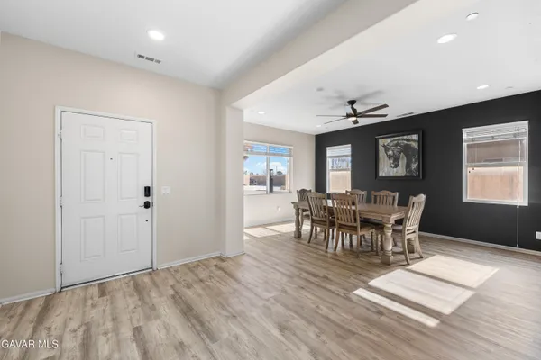 $463,000 | 2517 San Madrid Way, Rosamond, CA 93560