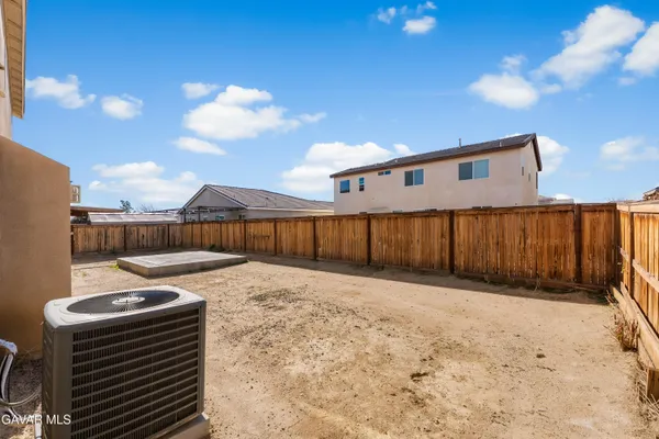 $463,000 | 2517 San Madrid Way, Rosamond, CA 93560