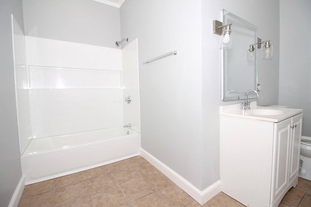 82 Fox Street, Unit 3 Worcester, MA 01604 - Photo 18 of 18