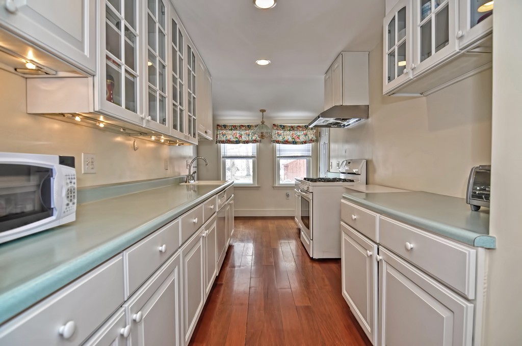 14 Vesey Road Randolph, MA 02368 - Photo 12 of 30 Gallery Image 12