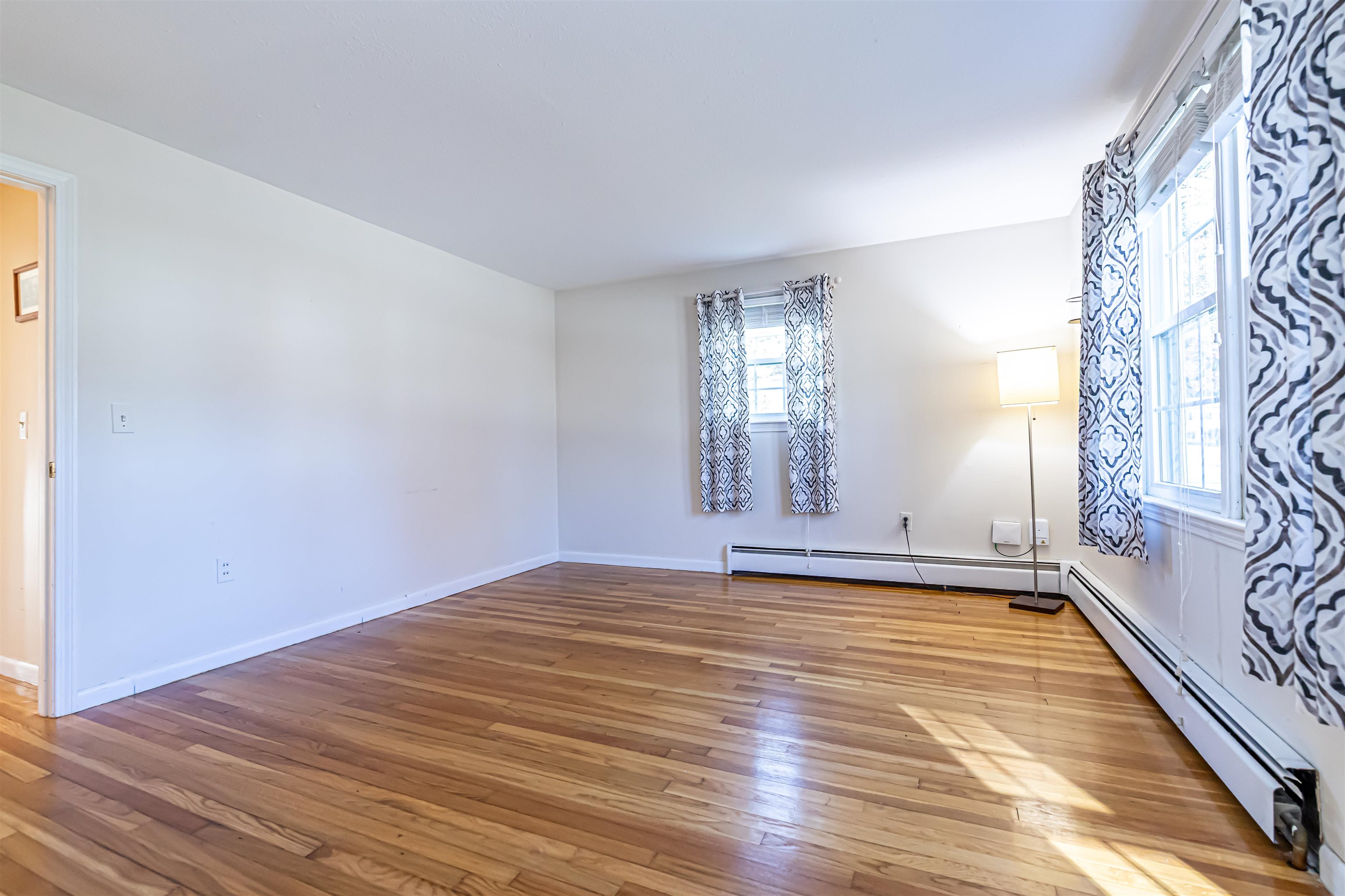 30 Gendron Street Nashua, NH 03062 - Photo 10 of 31