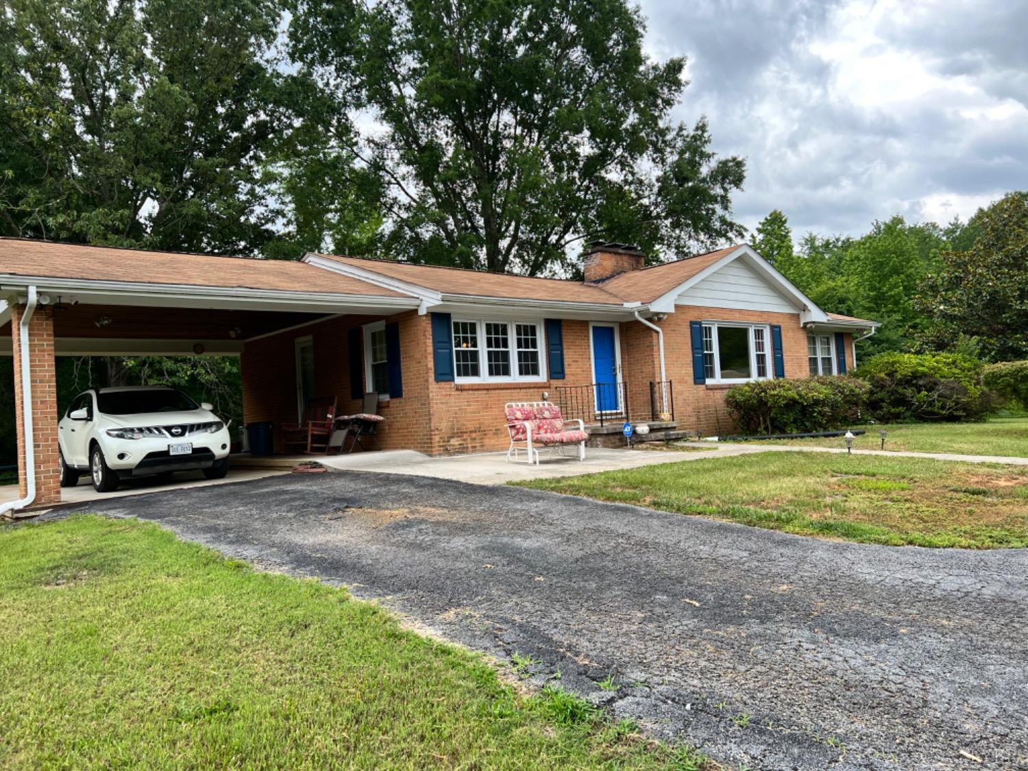 11020 East Gretna Road Gretna, VA 24557 - Photo 1 of 34 Gallery Image 1