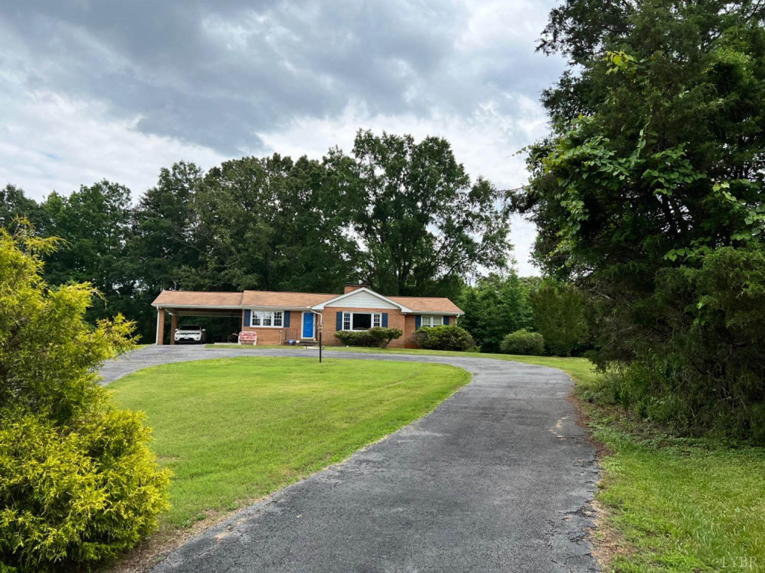 11020 East Gretna Road Gretna, VA 24557 - Photo 2 of 34 Gallery Image 2
