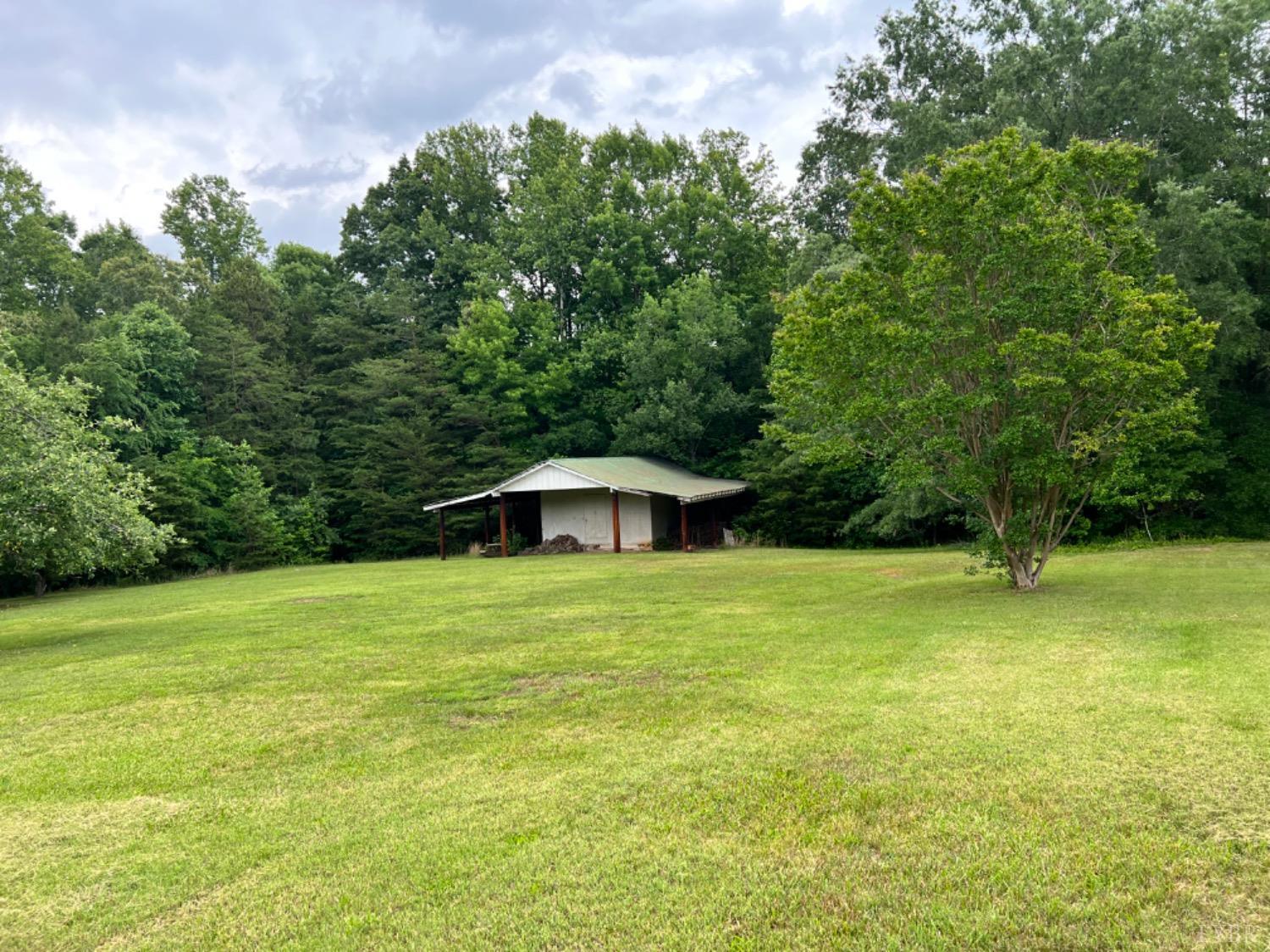 11020 East Gretna Road Gretna, VA 24557 - Photo 32 of 34 Gallery Image 32