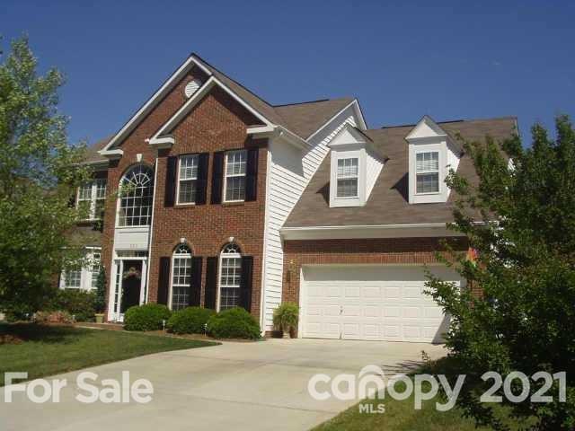 520 Whitehead Court Fort Mill, SC 29708 - Photo 1 of 1 front view of a house