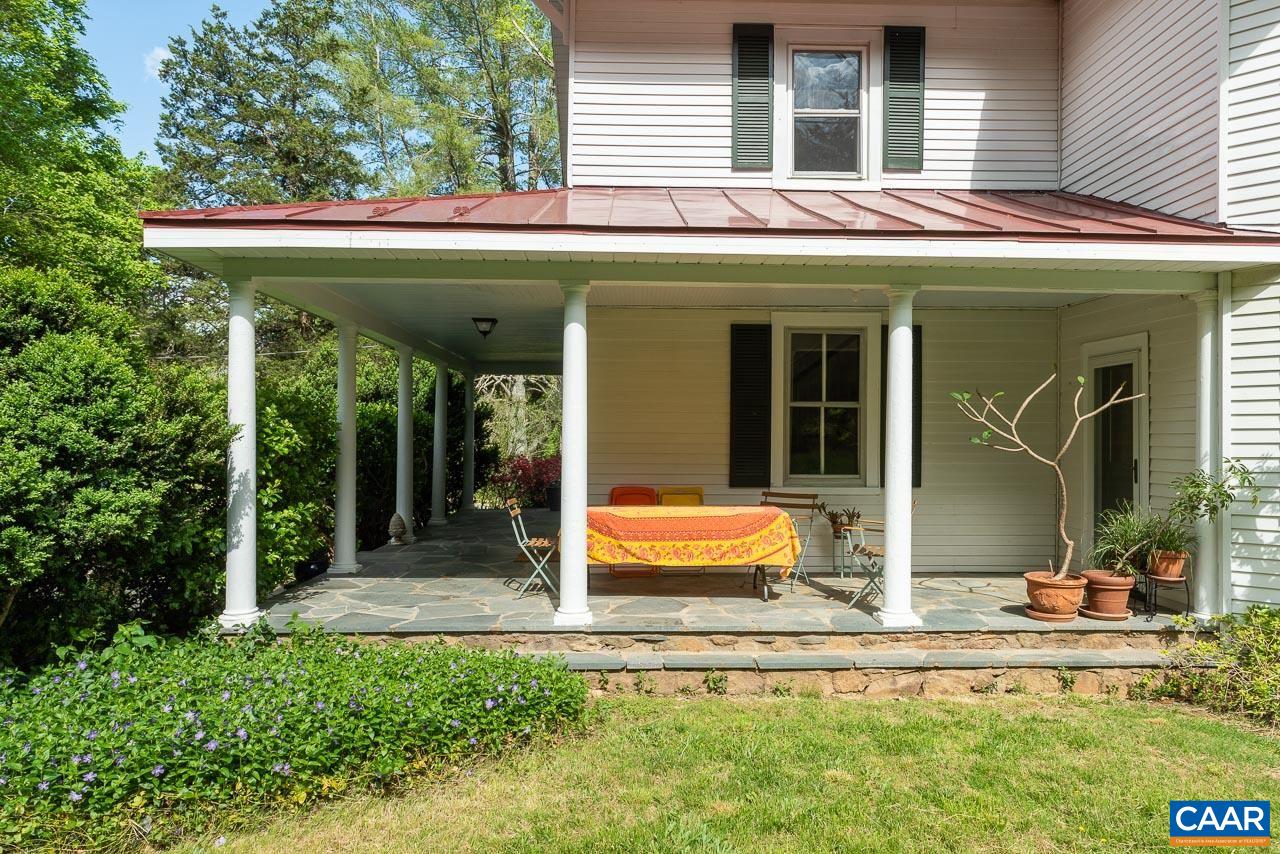 3944 Stony Point Road Keswick, VA 22947 - Photo 26 of 45 a front view of a house with porch