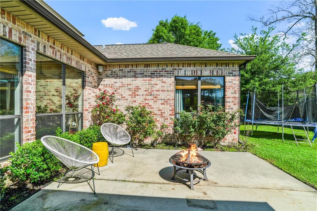 409 Chateau Grimaldi Mandeville, LA 70471 - Photo 32 of 36