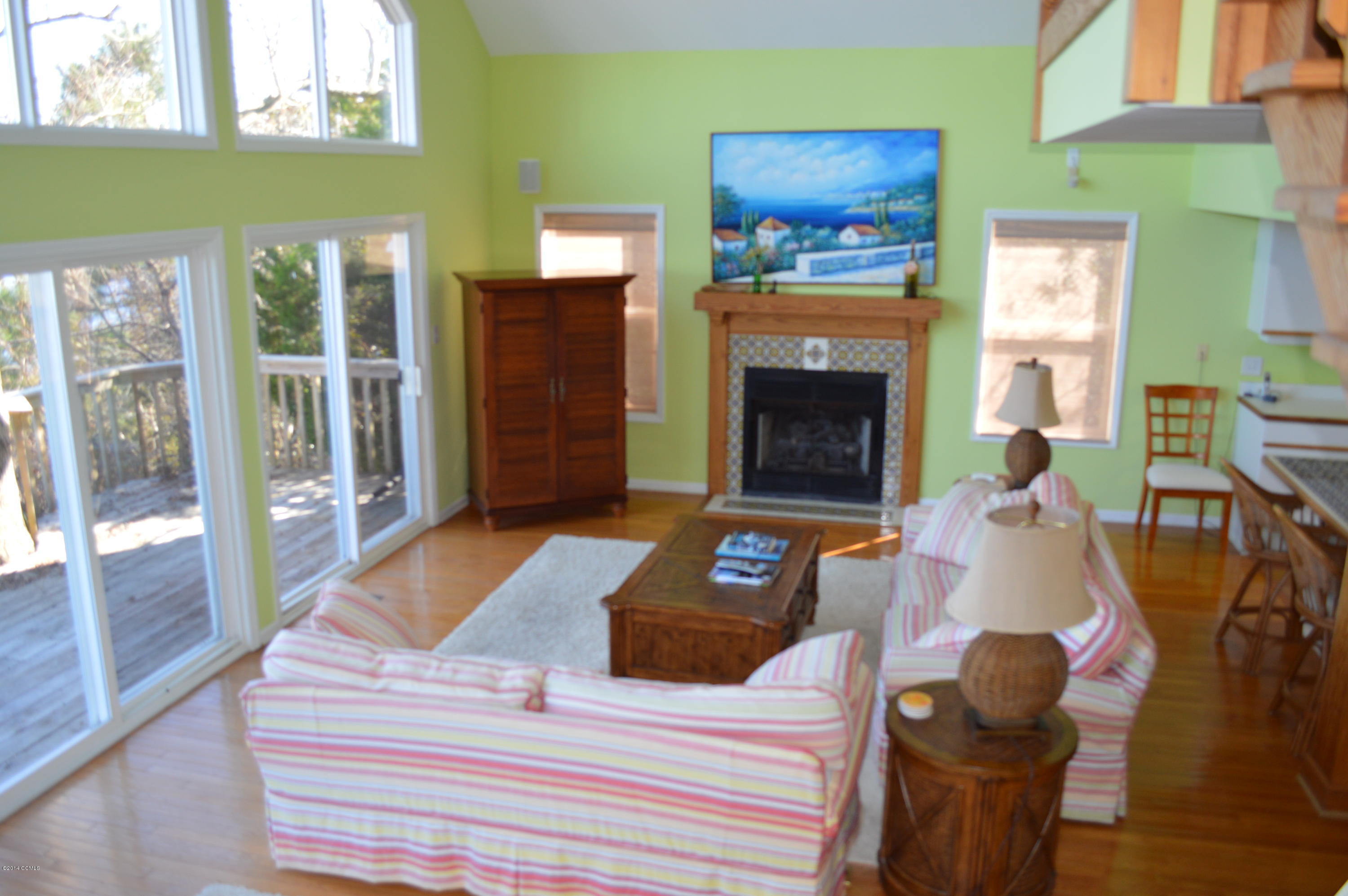 130 Corbett Road Swansboro, NC 28584 - Photo 7 of 30 GREAT ROOM WITH FIREPLACE