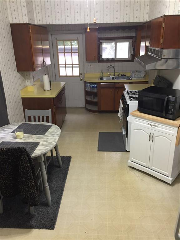 Eat in kitchen.