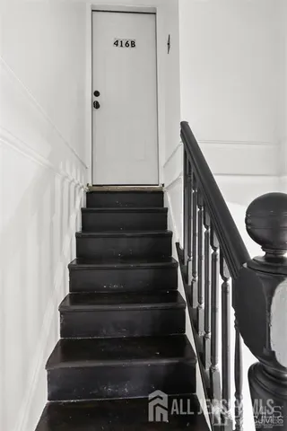 $2,400 | 416 B Main Street, Sayreville, NJ 08872