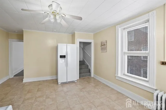 $2,400 | 416 B Main Street, Sayreville, NJ 08872