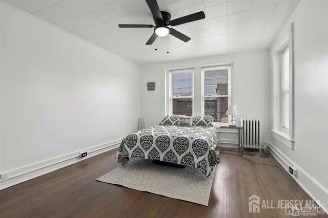 $2,400 | 416 B Main Street, Sayreville, NJ 08872