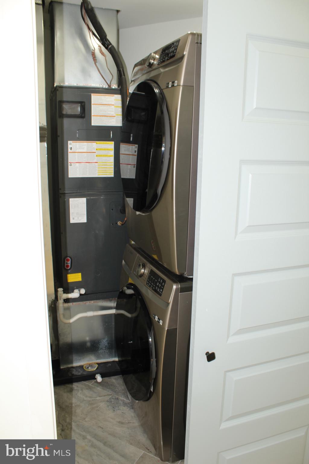 3017 Ridge Avenue, Unit B Philadelphia, PA 19121 - Photo 17 of 29 Efficient laundry space in modern design.
