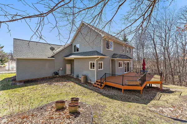 $625,000 | 1016 Willow River Road North, Hudson, WI 54016