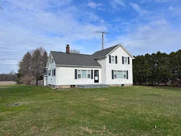 $275,000 | 64720 Needham Road, Burr Oak, MI 49030
