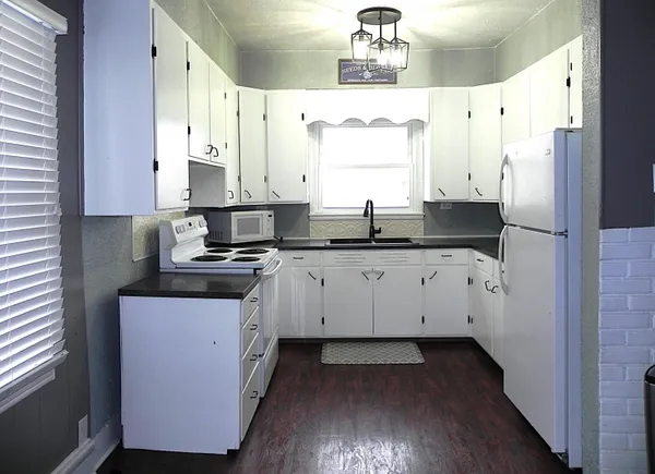 $275,000 | 64720 Needham Road, Burr Oak, MI 49030