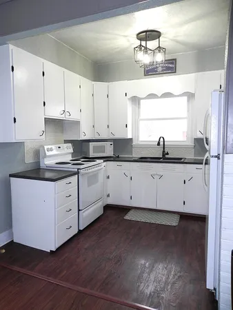 $275,000 | 64720 Needham Road, Burr Oak, MI 49030