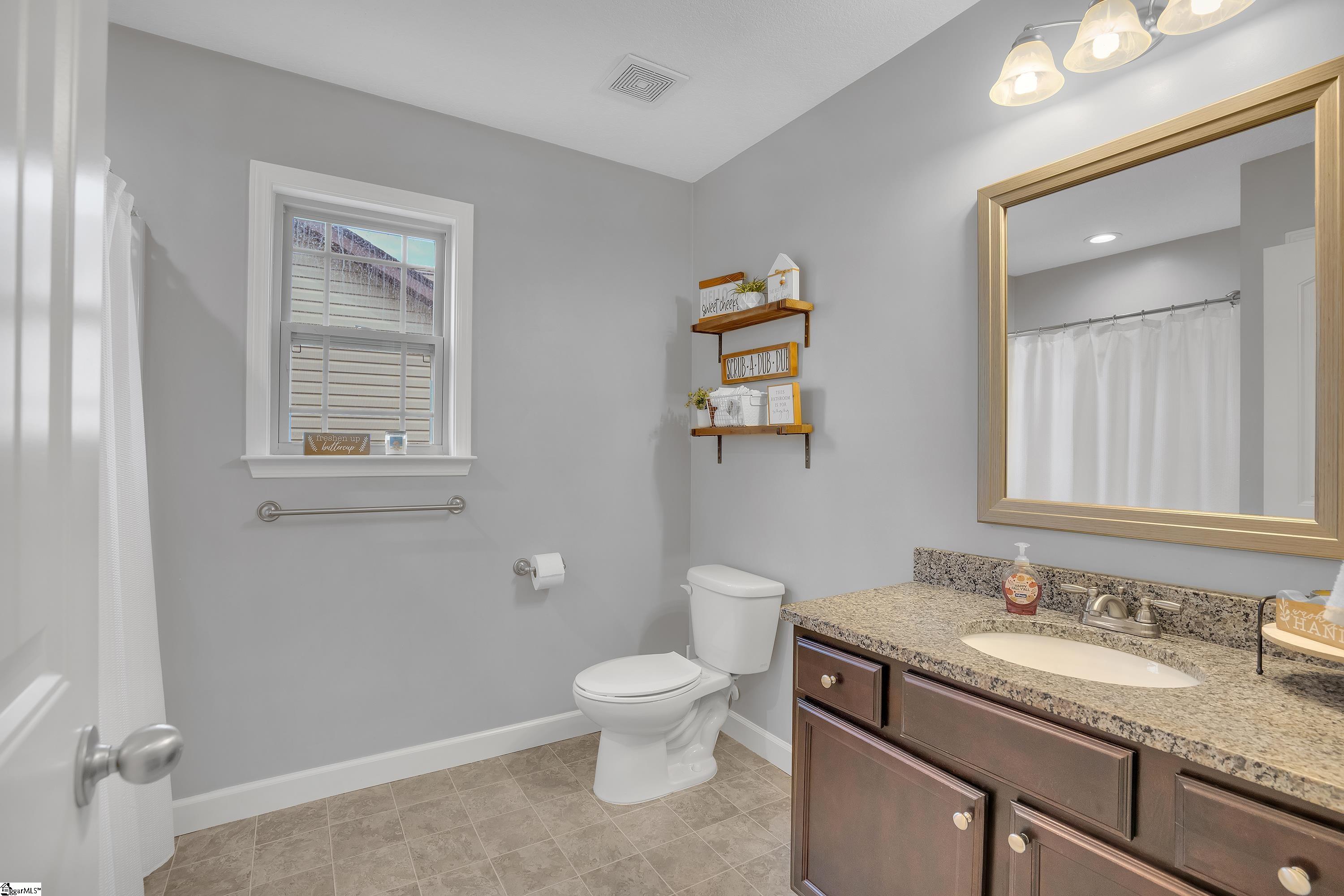 245 Highland Springs Loop Inman, SC 29349 - Photo 12 of 17