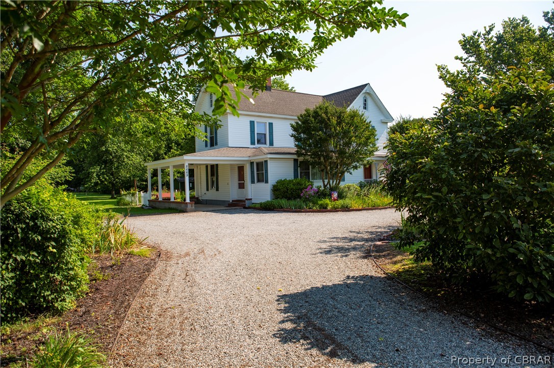 8669 Guinea Road Hayes, VA 23072 - Photo 11 of 49 Front/Side Exterior