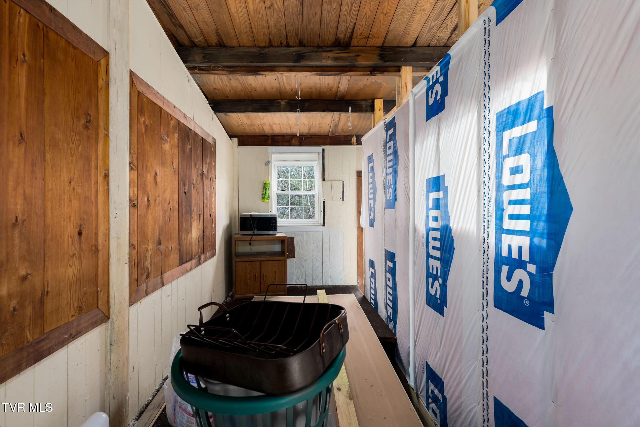 101 Taylortown Road Johnson City, TN 37601 - Photo 27 of 60 101 Taylortown Road (54 of 69)