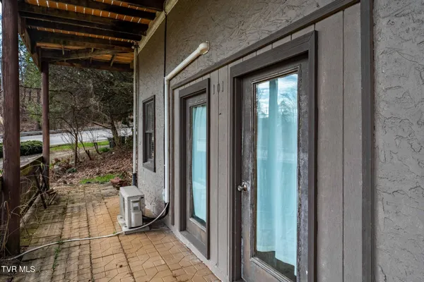 $289,900 | 101 Taylortown Road, Johnson City, TN 37601