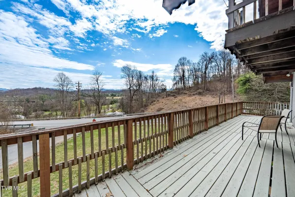 $289,900 | 101 Taylortown Road, Johnson City, TN 37601