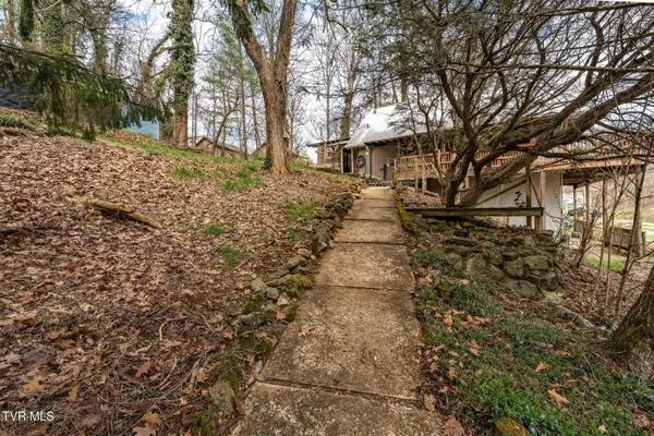 $289,900 | 101 Taylortown Road, Johnson City, TN 37601
