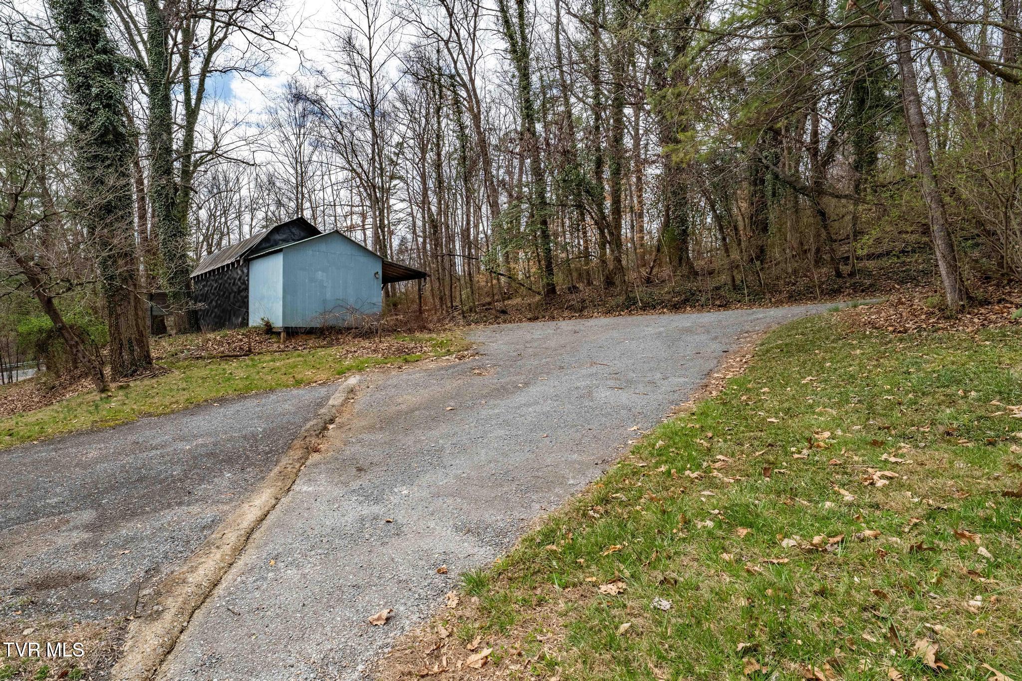 101 Taylortown Road Johnson City, TN 37601 - Photo 53 of 60 101 Taylortown Road (31 of 69)
