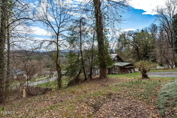 $289,900 | 101 Taylortown Road, Johnson City, TN 37601