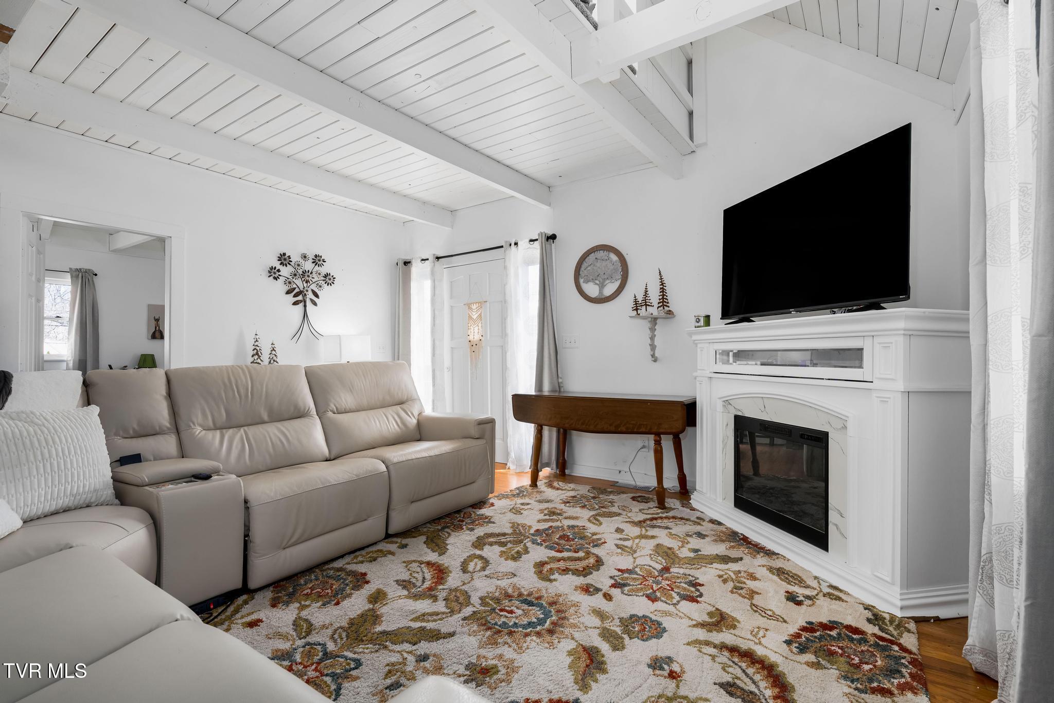 101 Taylortown Road Johnson City, TN 37601 - Photo 9 of 60 101 Taylortown Road (44 of 69)