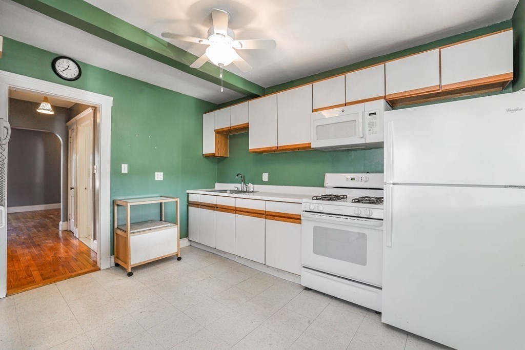 554 Lagrange Street Boston, MA 02132 - Photo 25 of 39 Gallery Image 25