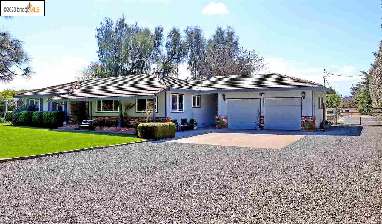 3191 Doyle Road Oakley, CA 94561 - Photo 3 of 31