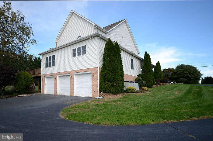 5709 Williams Road Hydes, MD 21082 - Photo 27 of 29 Exterior (Rear)