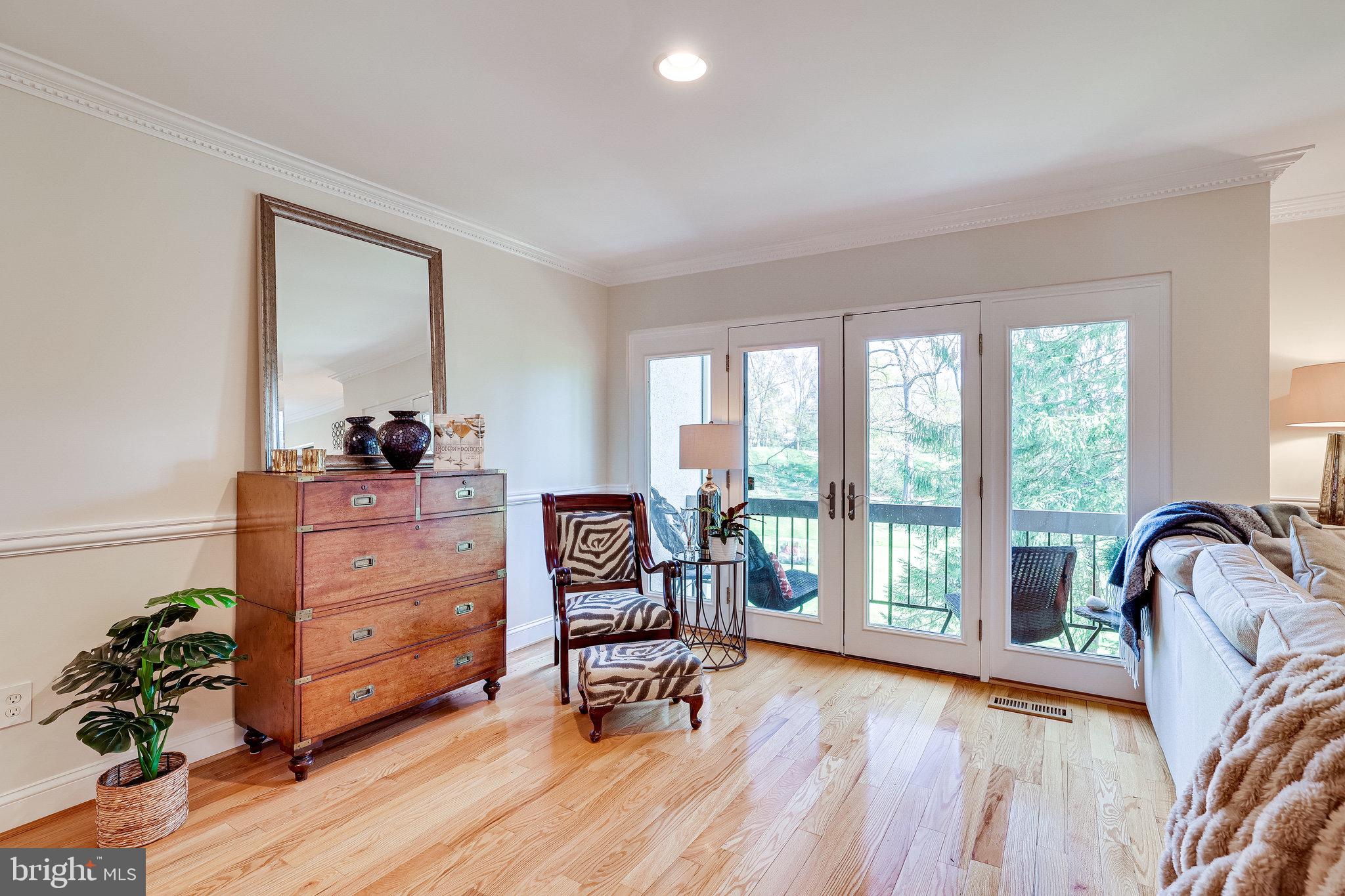 11716 Newbridge Court Reston, VA 20191 - Photo 29 of 79 All with access to outdoor living!