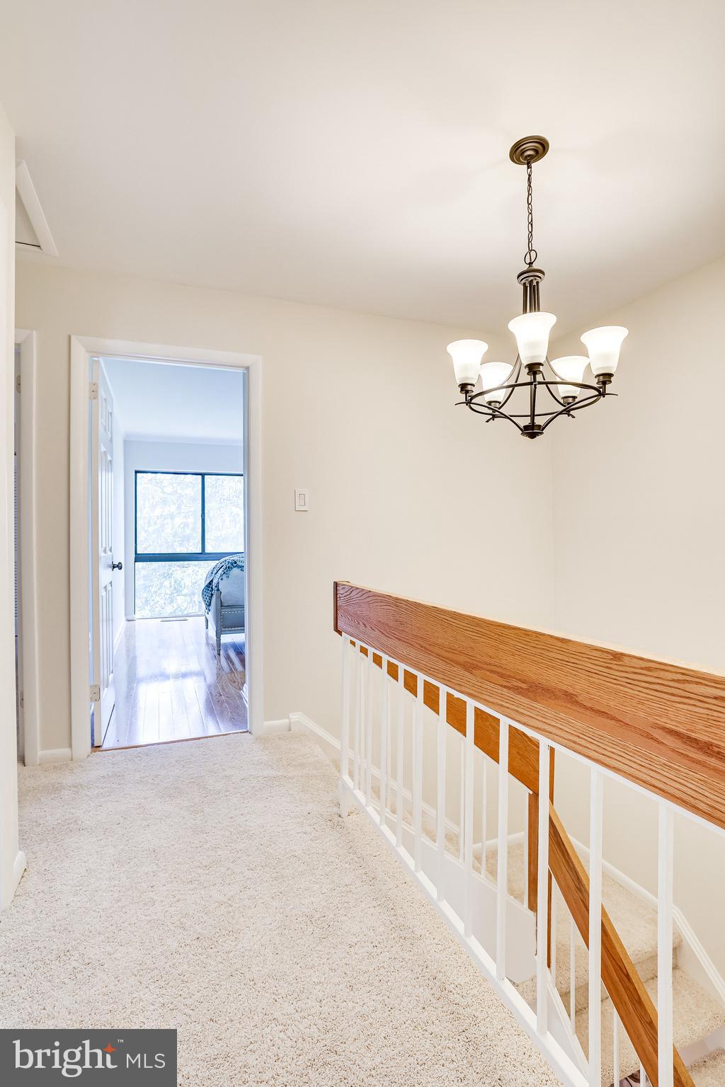 11716 Newbridge Court Reston, VA 20191 - Photo 38 of 79 Upper Hallway