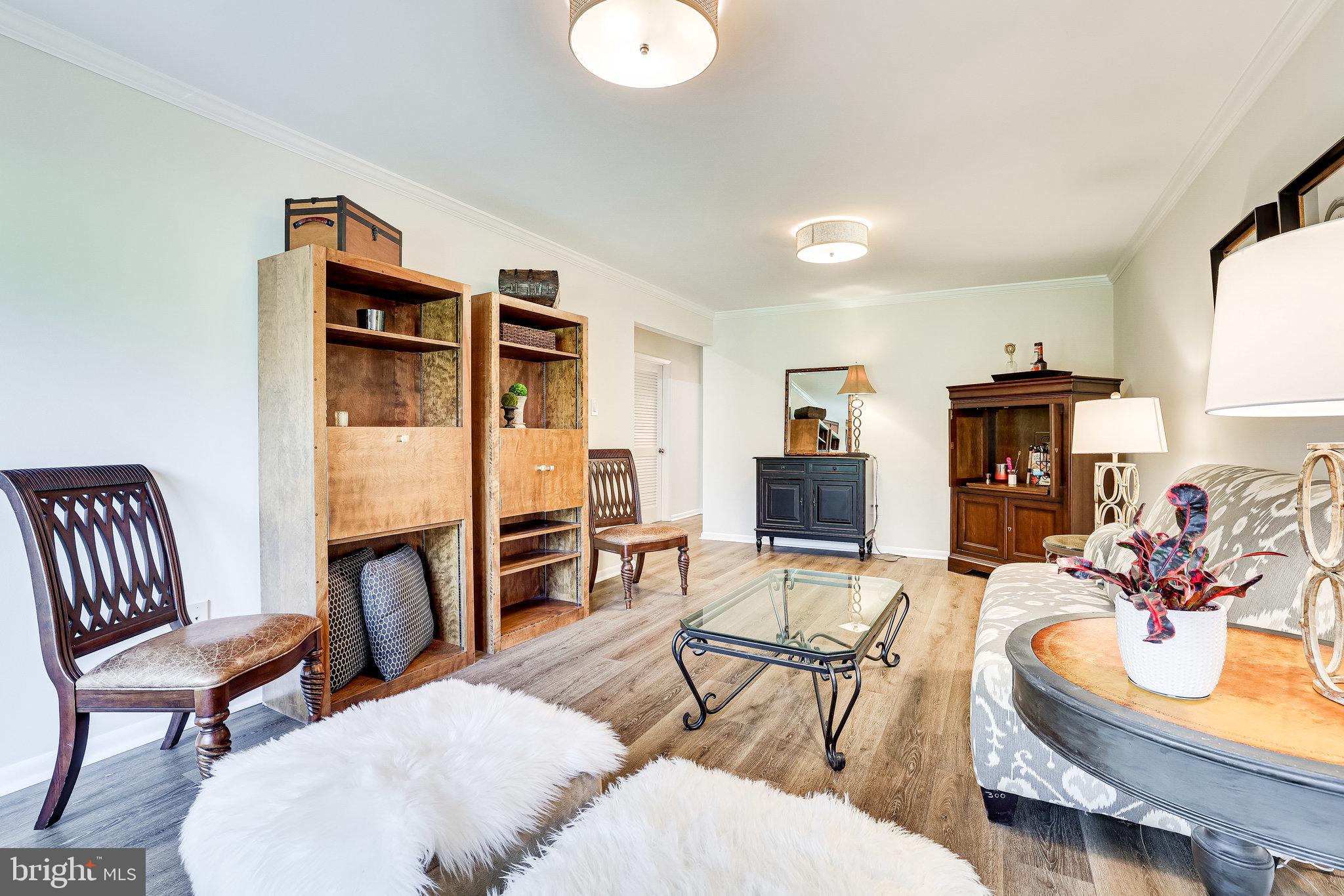 11716 Newbridge Court Reston, VA 20191 - Photo 60 of 79 is also open, bright and light-filled.