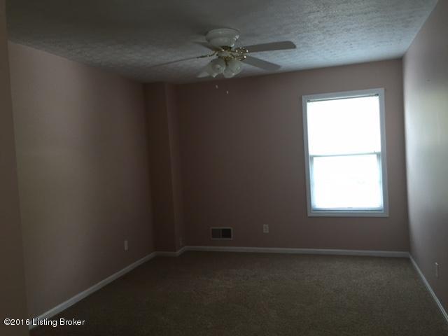 9311 Gutenberg Road Louisville, KY 40291 - Photo 18 of 25 Large 2nd bedroom