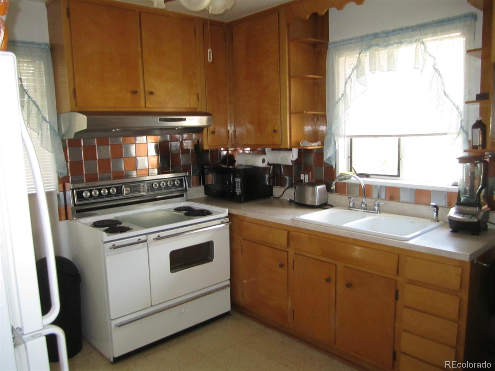 7873 Raritan Street Denver, CO 80221 - Photo 11 of 29 Gallery Image 11