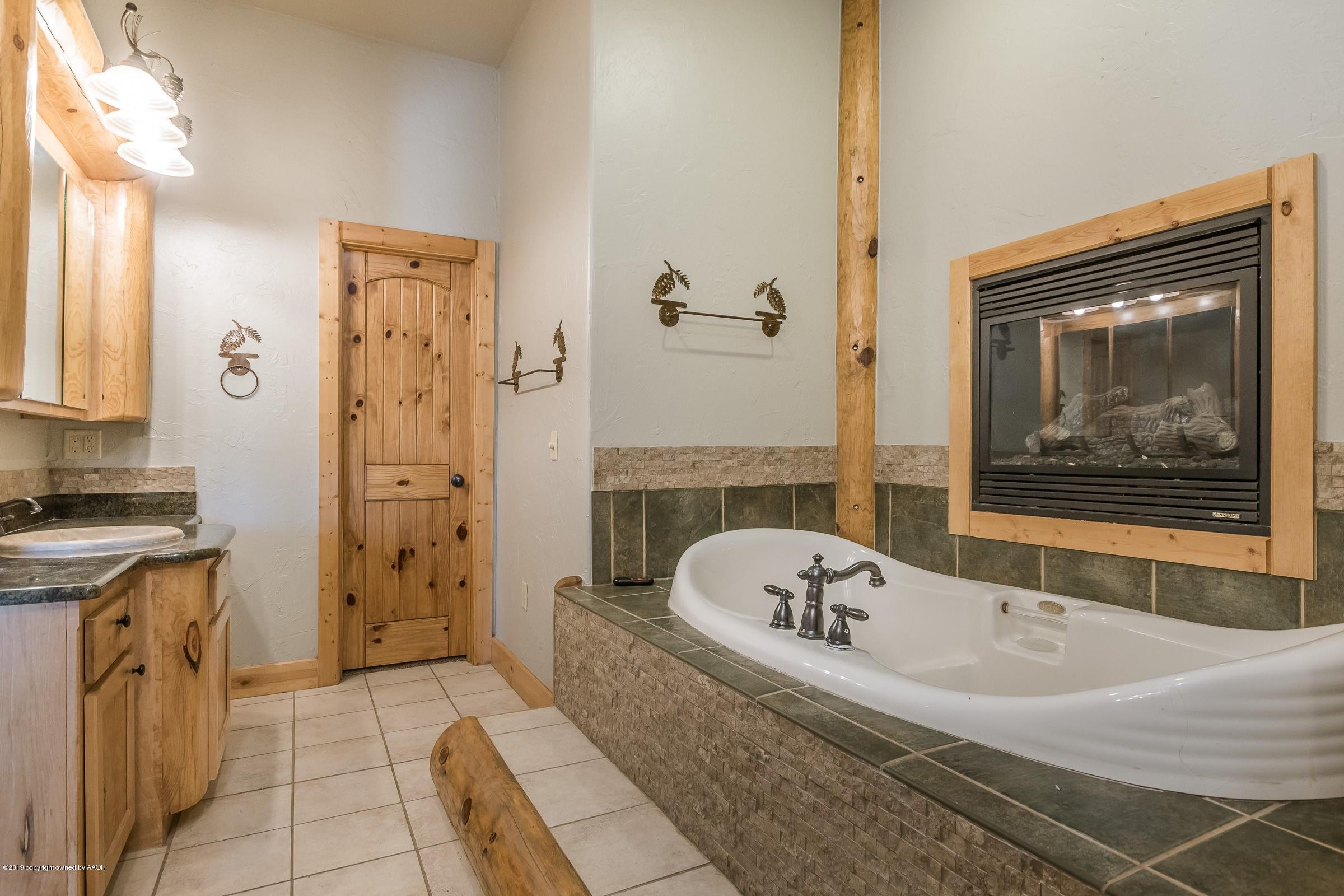 7800 Bayswater Road Amarillo, TX 79119 - Photo 14 of 34 Master Bath