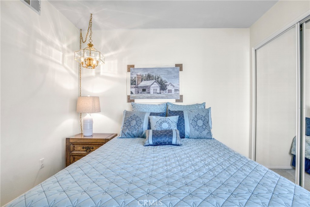 4744 Rhapsody Drive Oak Park, CA 91377 - Photo 18 of 47