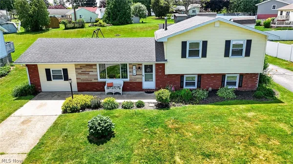 $230,000 | 1818 Kenwood Drive, Orrville, OH 44667