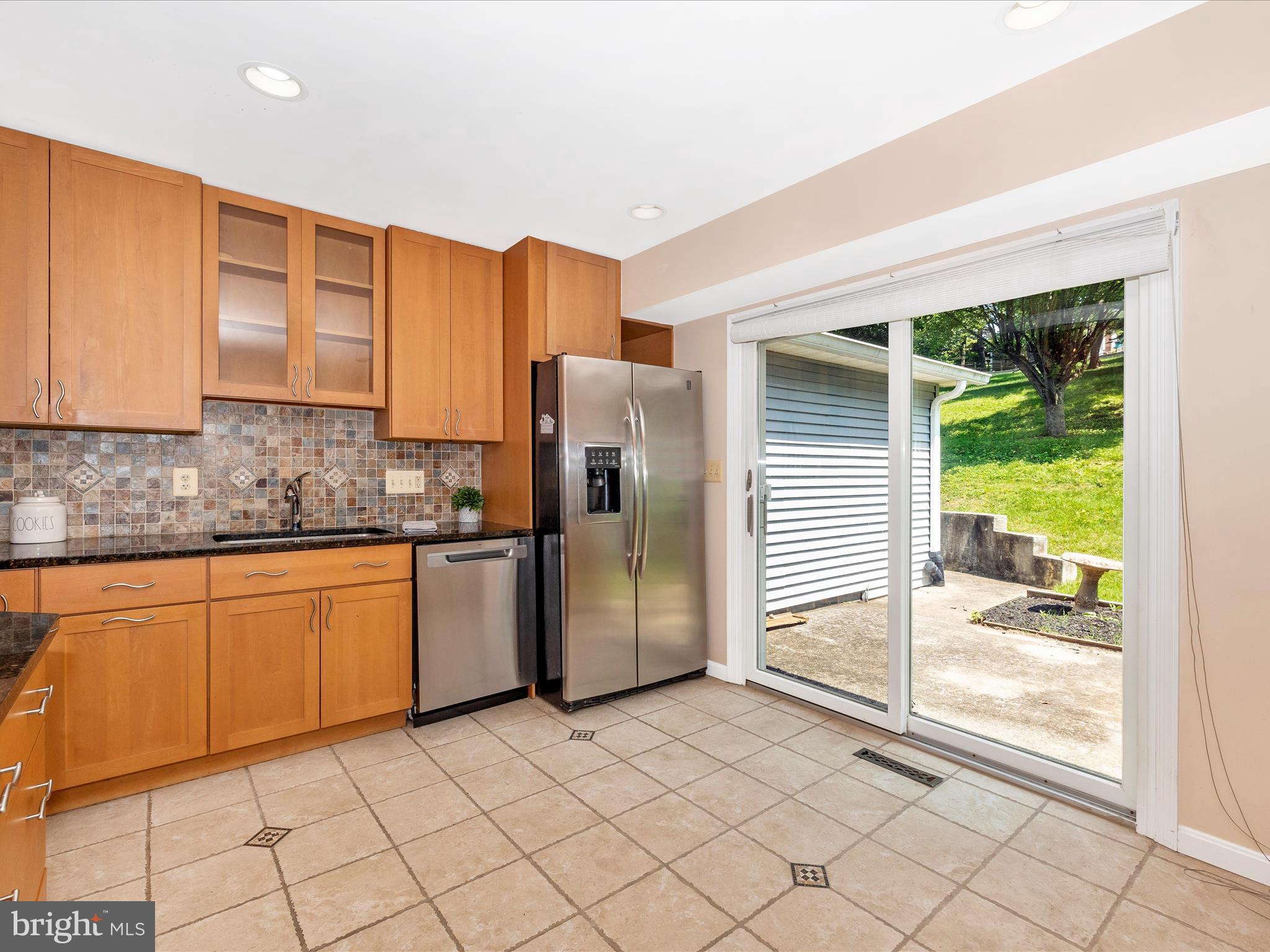 23933 Stringtown Road Clarksburg, MD 20871 - Photo 19 of 52 Kitchen has Slider to Patio & Rear Yard