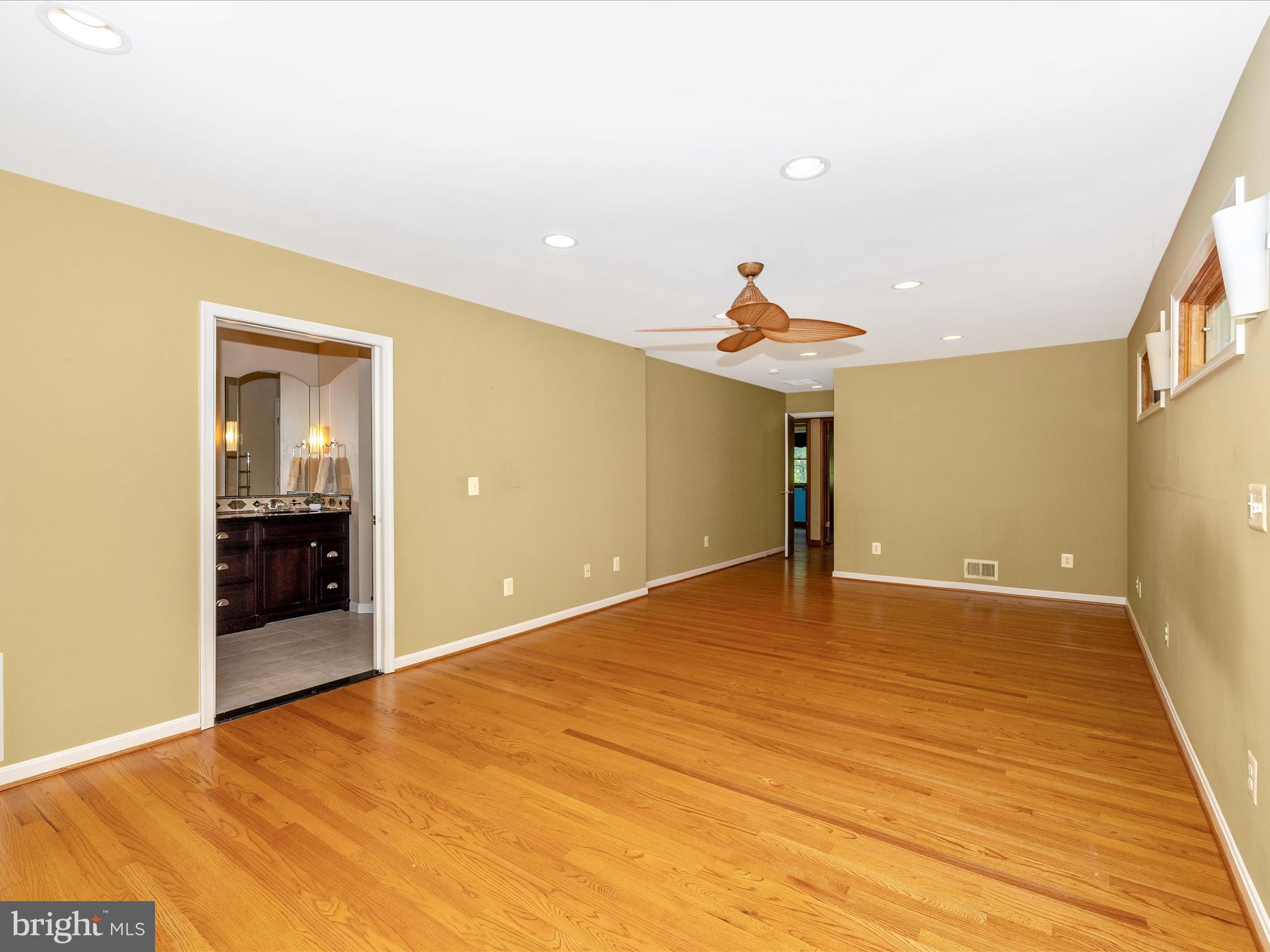 23933 Stringtown Road Clarksburg, MD 20871 - Photo 23 of 52 Primary Bedroom