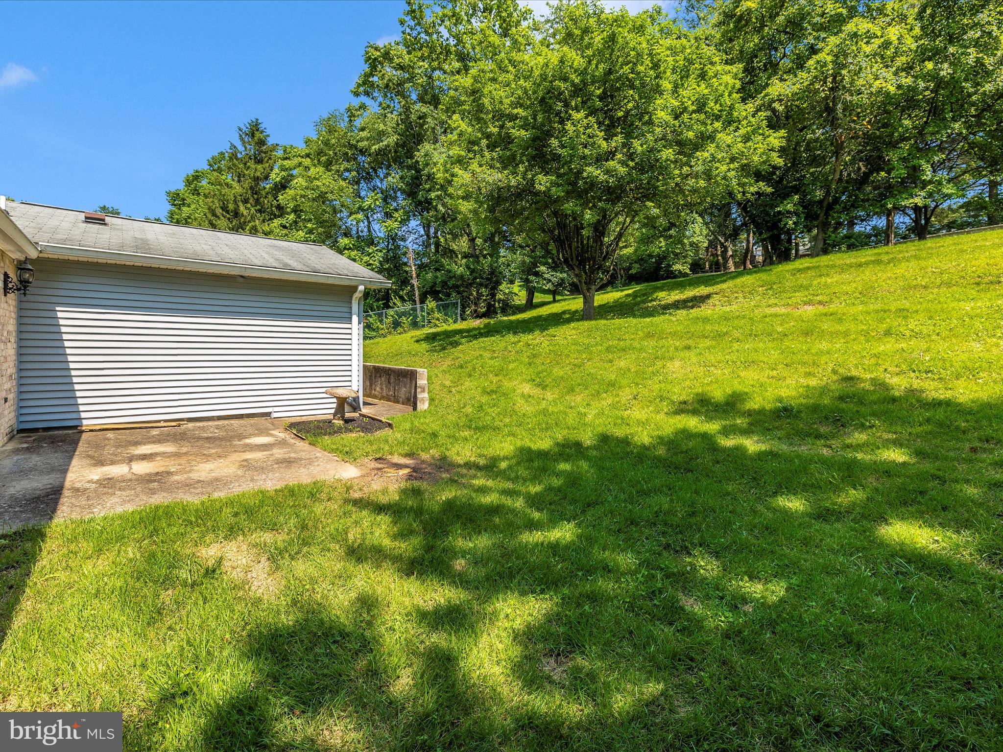 23933 Stringtown Road Clarksburg, MD 20871 - Photo 47 of 52 Rear Yard