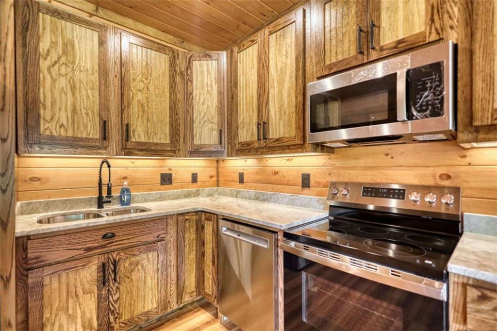 483 Church Street Blue Ridge, GA 30513 - Photo 21 of 91 Gallery Image 21