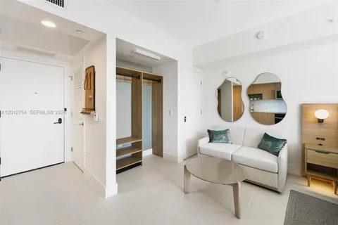 $400,000 | 601 Northeast 1st Avenue, Unit 3210, Miami, FL 33132
