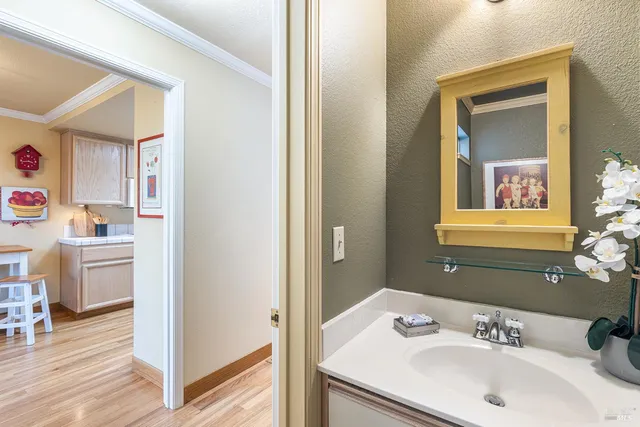 $849,000 | 8 Valley Club Circle, Napa, CA 94558